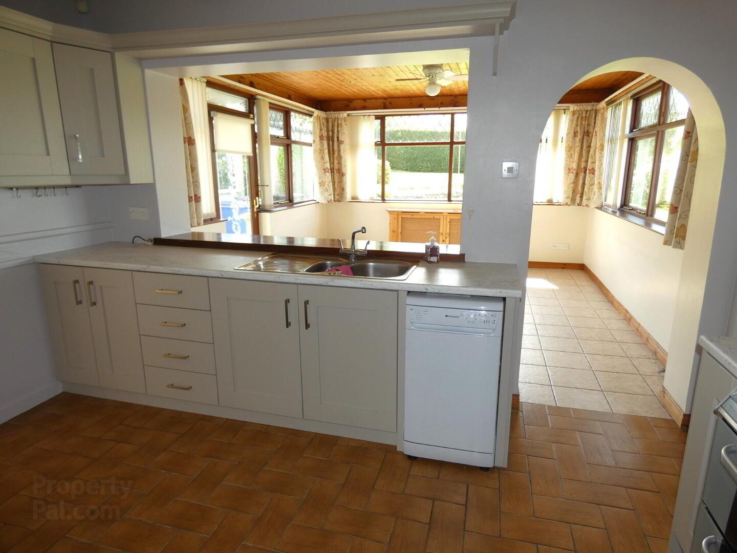 16 Portrush Road 12 of 30