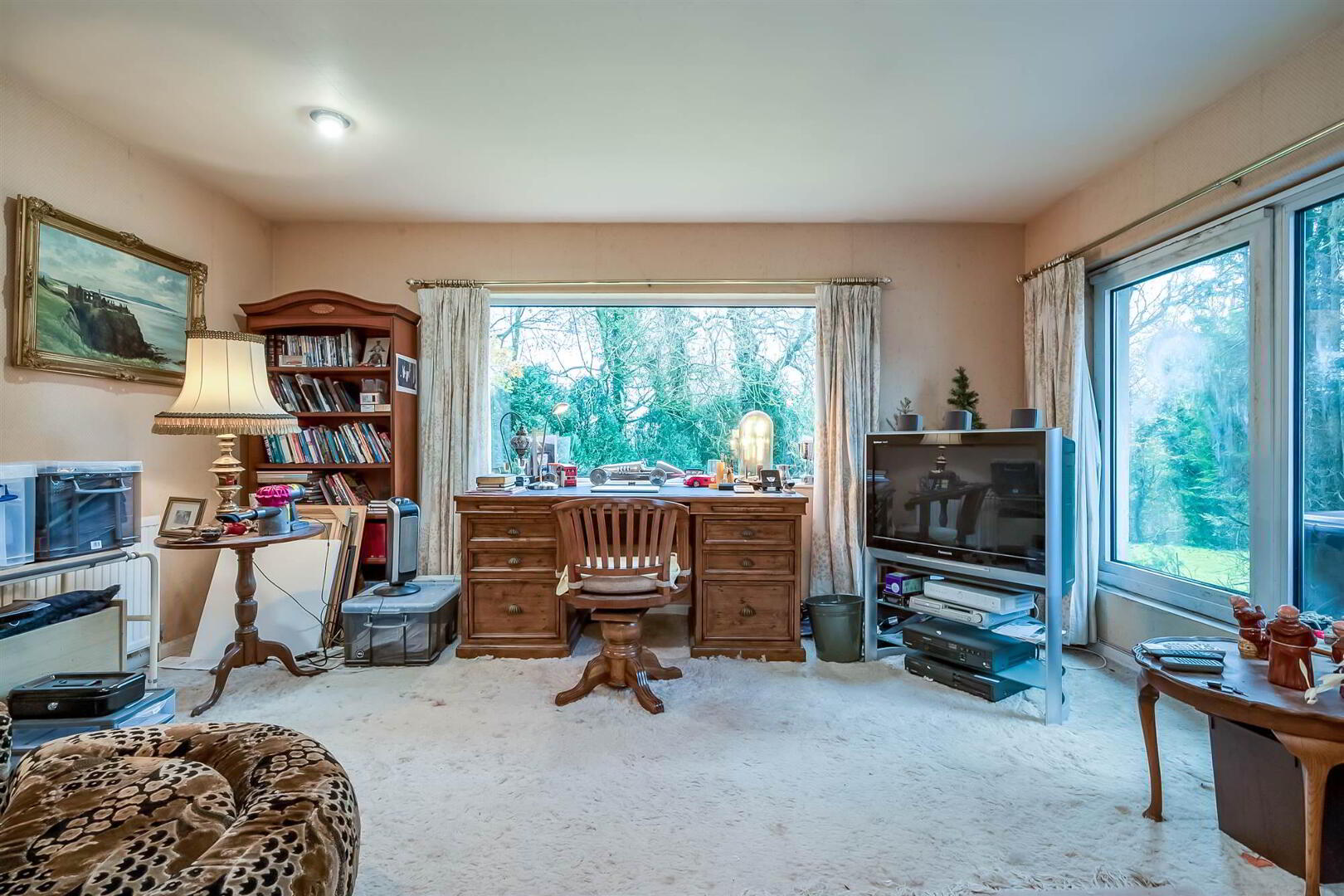 44 Hillsborough Road 9 of 35