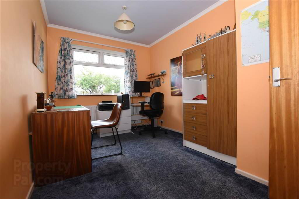 17 Lansdowne Gardens 6 of 17
