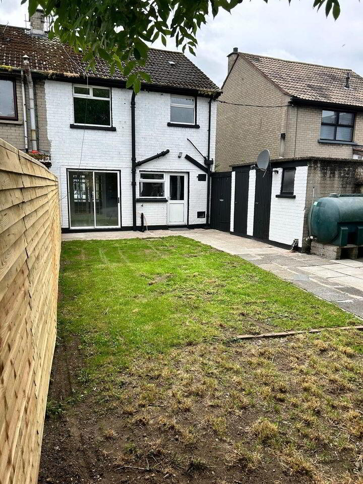 160 Irish Green Street 13 of 13