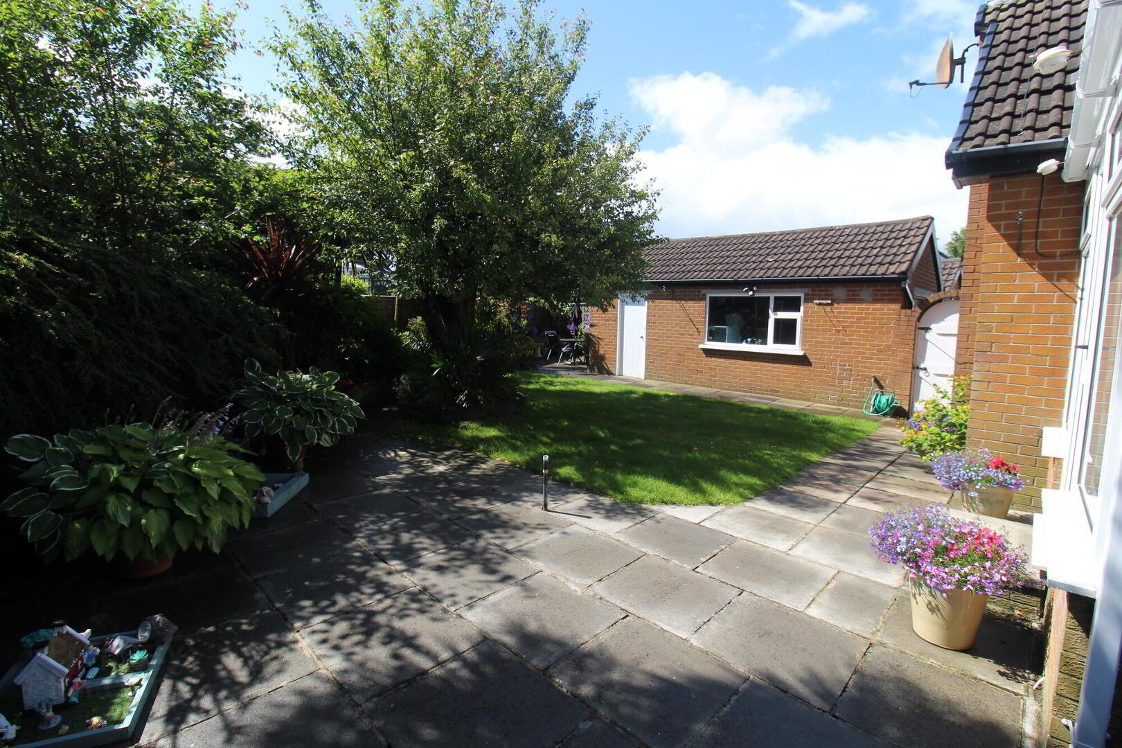 3 Fernmore Road 22 of 24