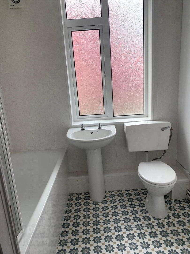 Two Bedroom Apartments At Merville Garden Village 6 of 6