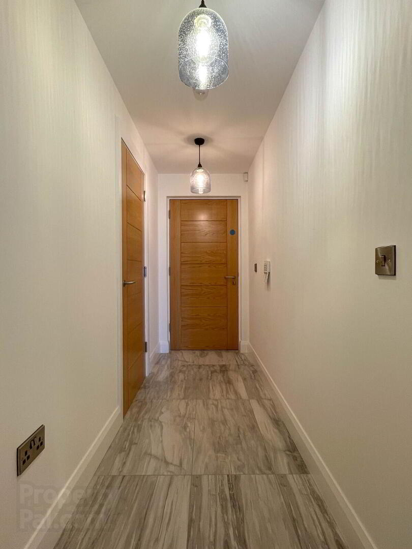 Apt 5, 61 Causeway Street 5 of 41