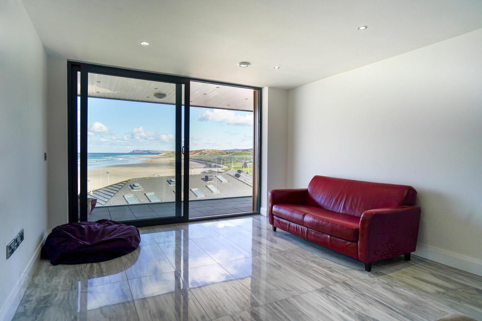 Apt 5, 61 Causeway Street 8 of 41
