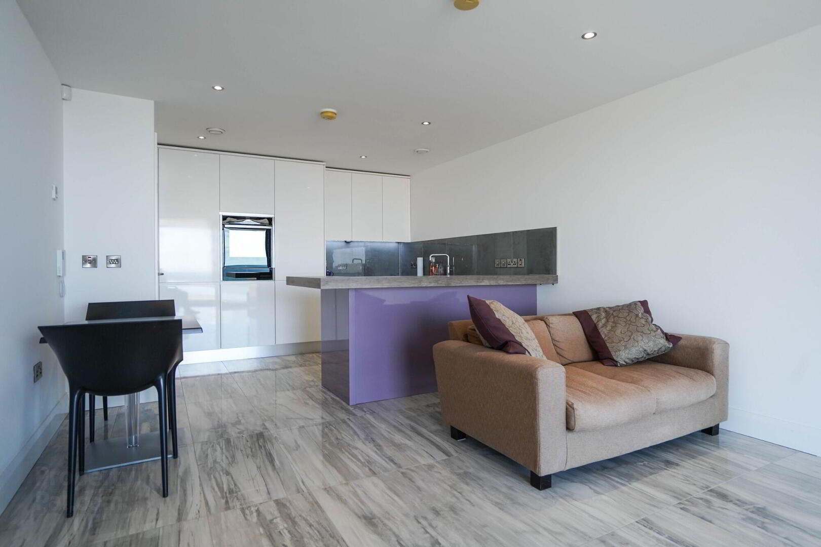 Apt 5, 61 Causeway Street 15 of 41