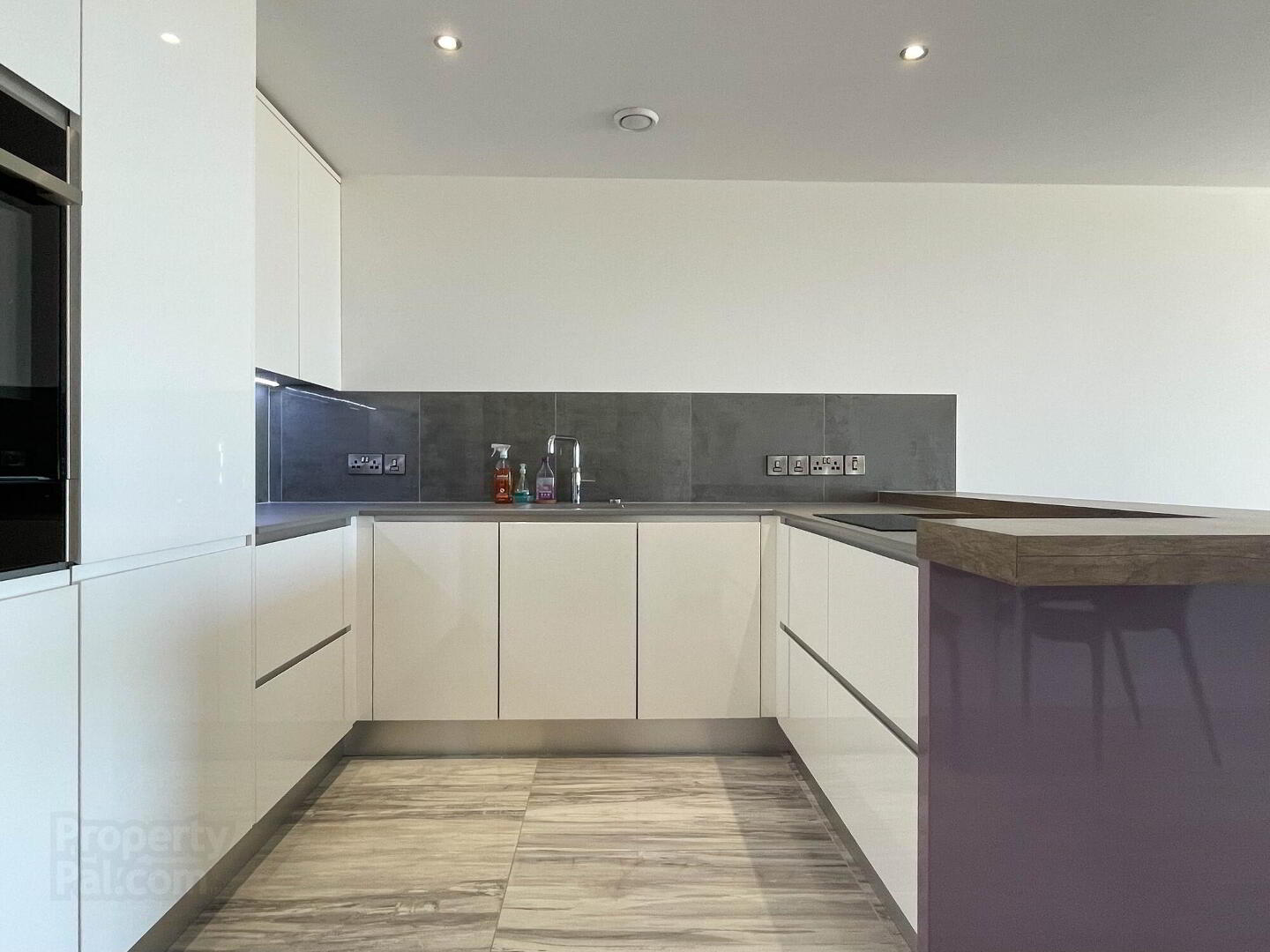 Apt 5, 61 Causeway Street 18 of 41