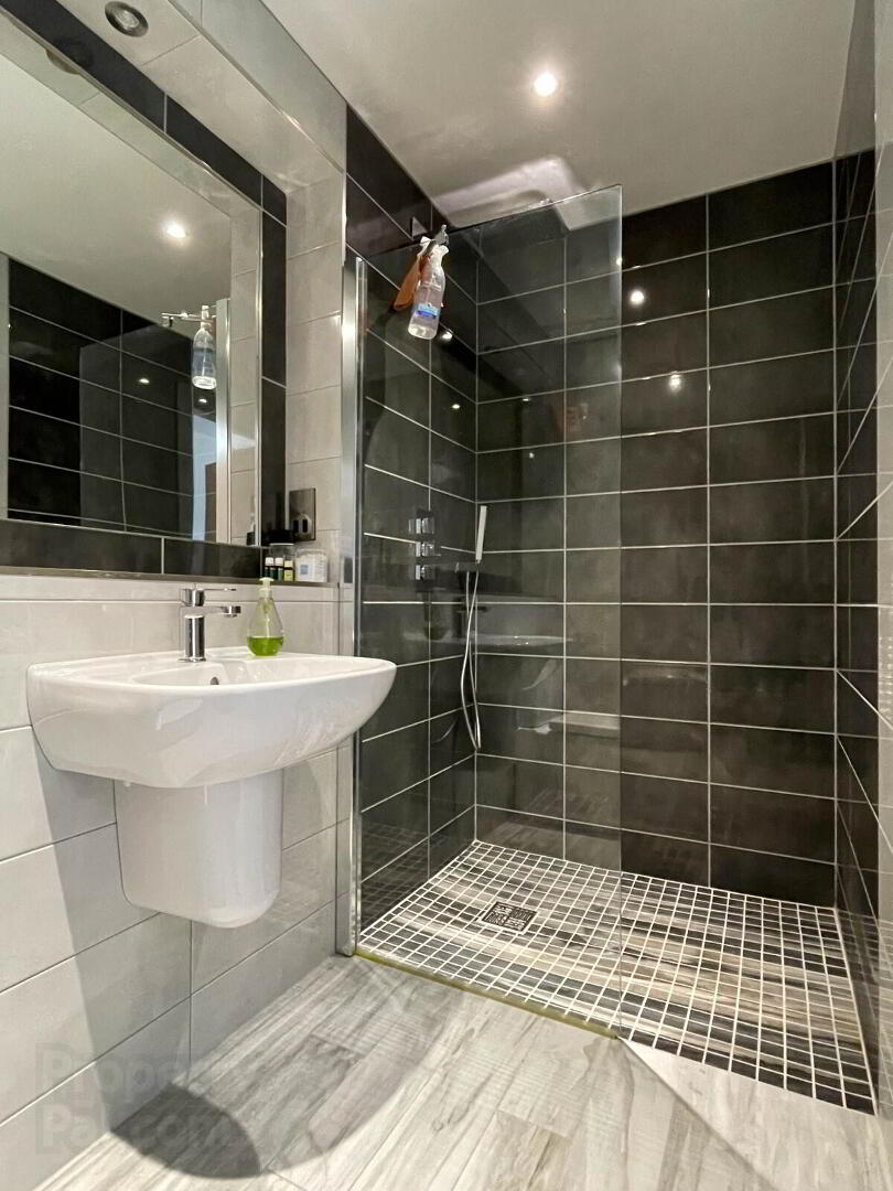 Apt 5, 61 Causeway Street 30 of 41