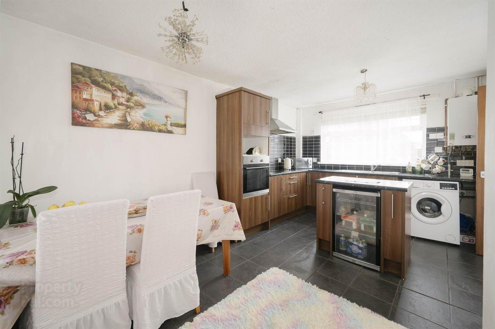2c Cherryville Street 5 of 13