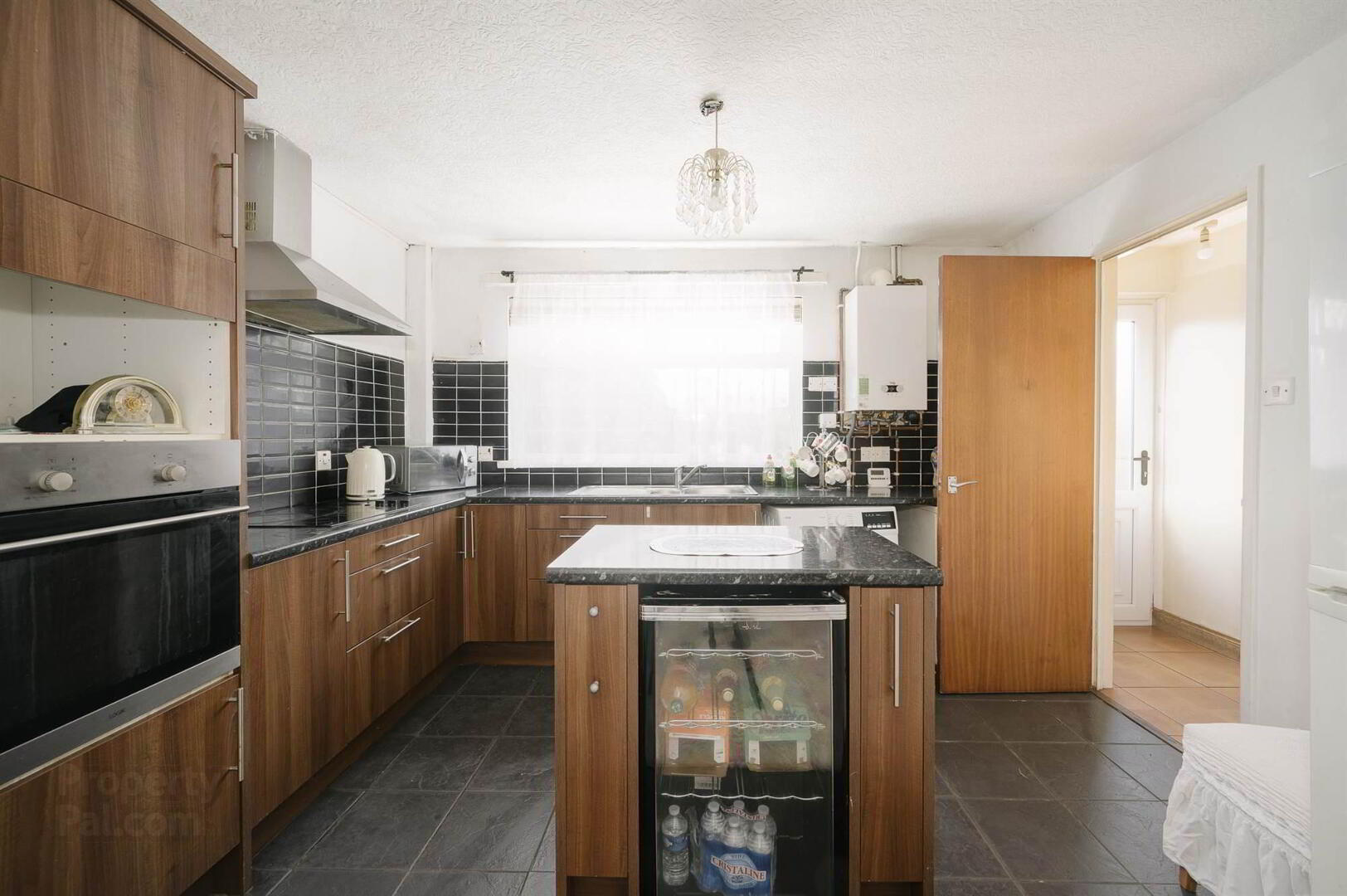 2c Cherryville Street 6 of 13