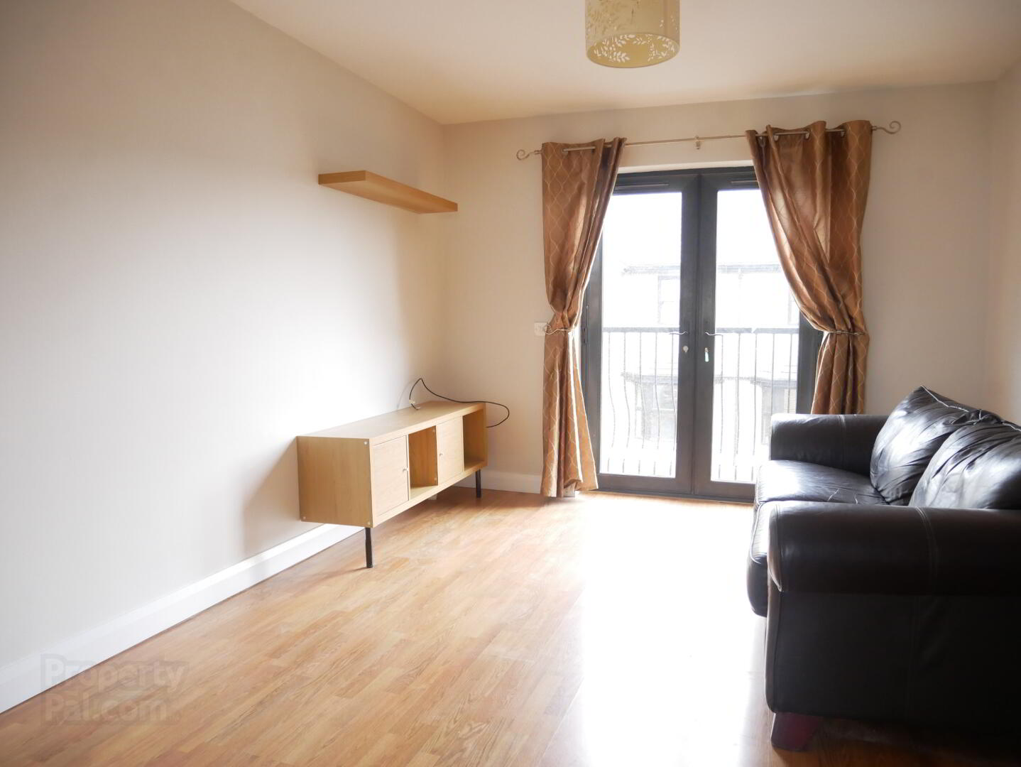property description image