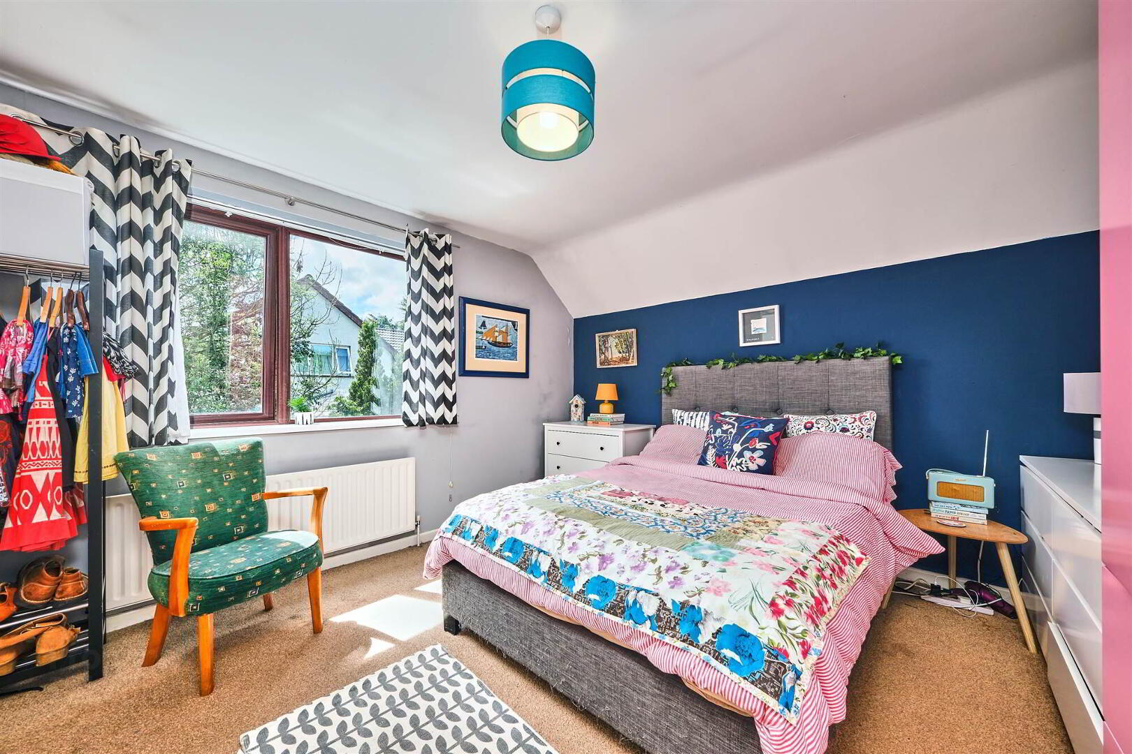 3 Hillside Crescent 18 of 34