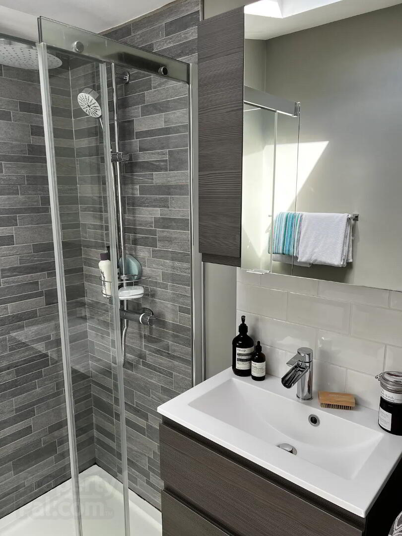 57 Belmont Avenue 9 of 11