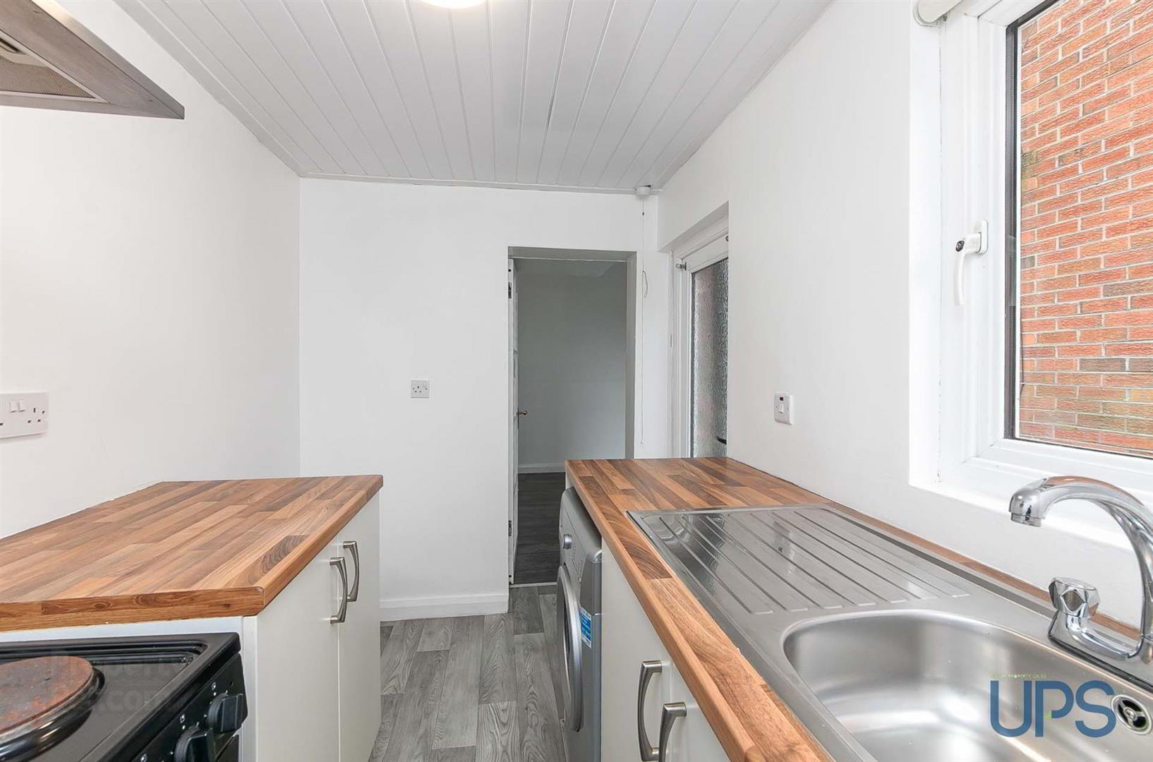 21 Hugo Street 10 of 19