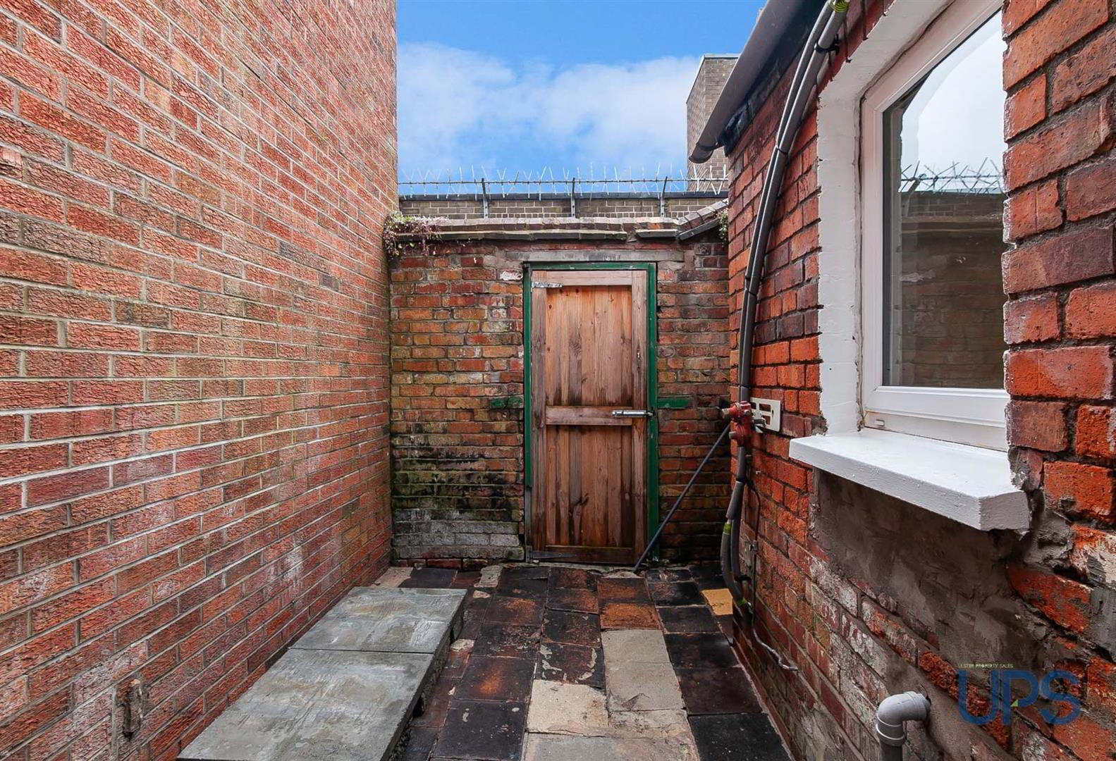 21 Hugo Street 19 of 19