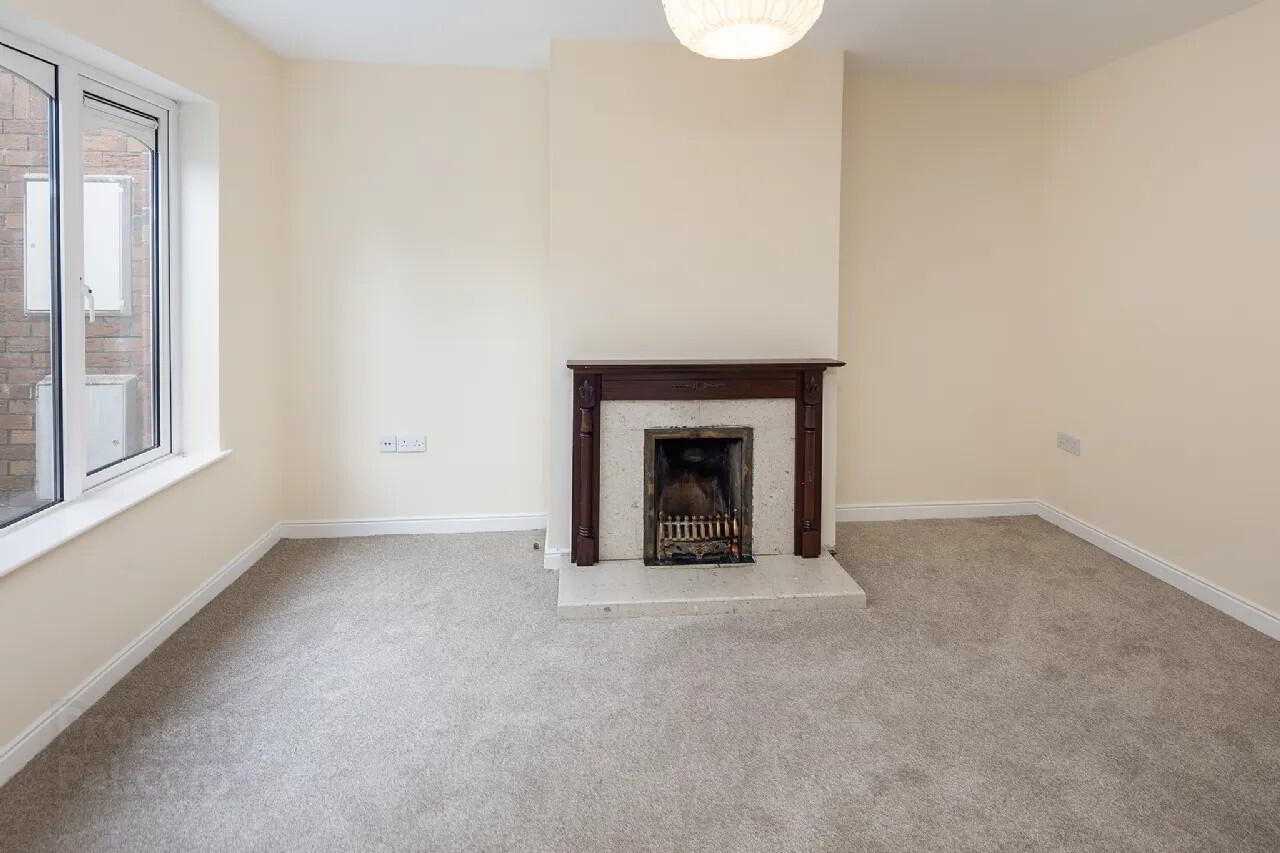 22 Gate Lodge 7 of 22
