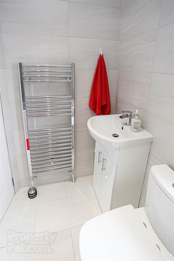 78 Clandeboye Road 16 of 19