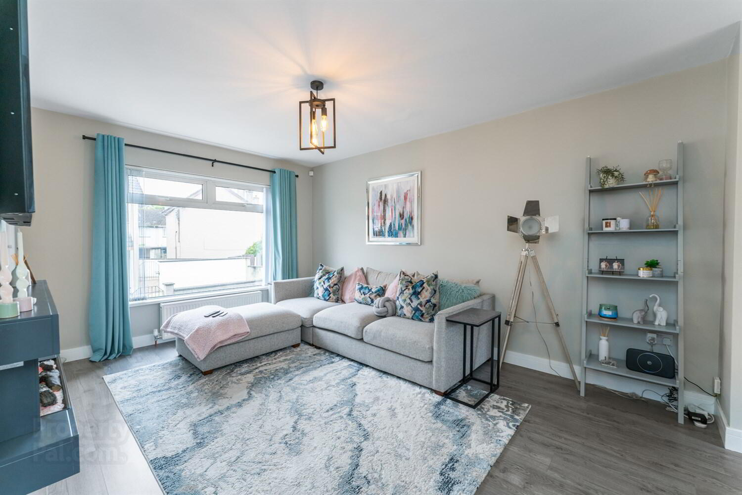 16 Craigleith Walk 5 of 18