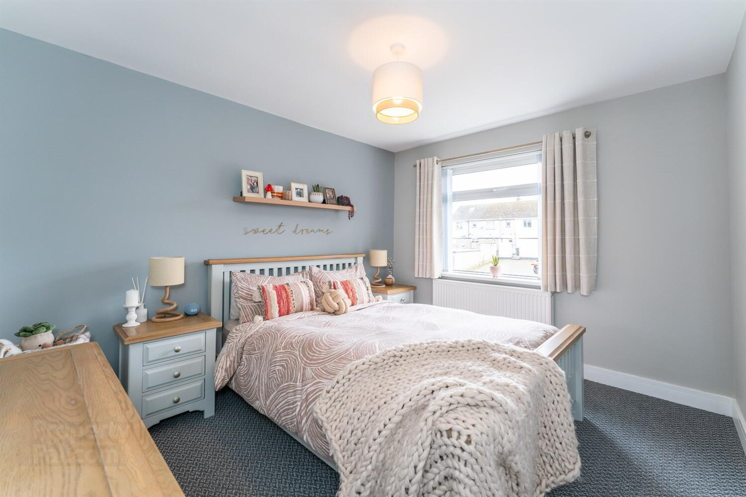 16 Craigleith Walk 11 of 18