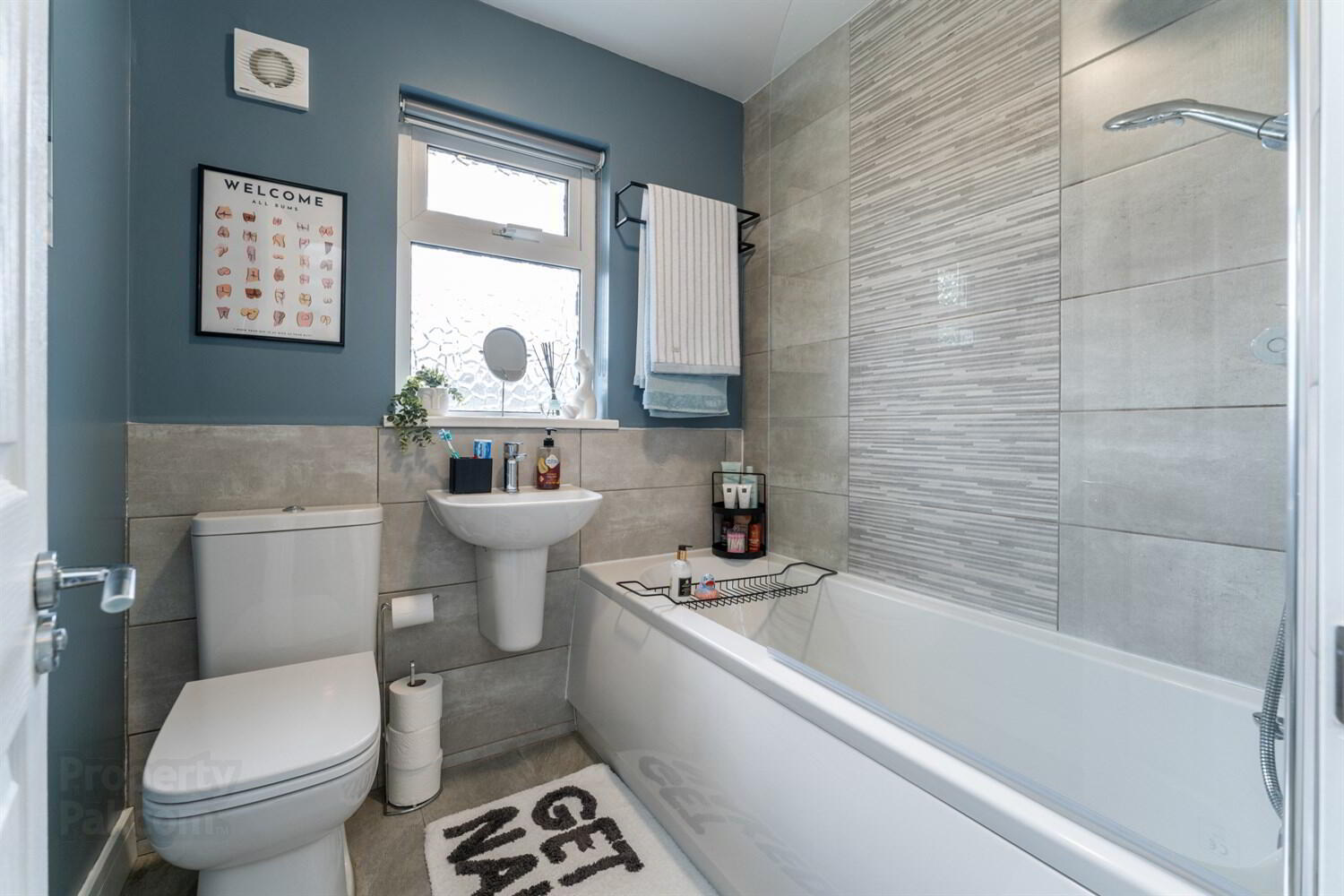 16 Craigleith Walk 14 of 18