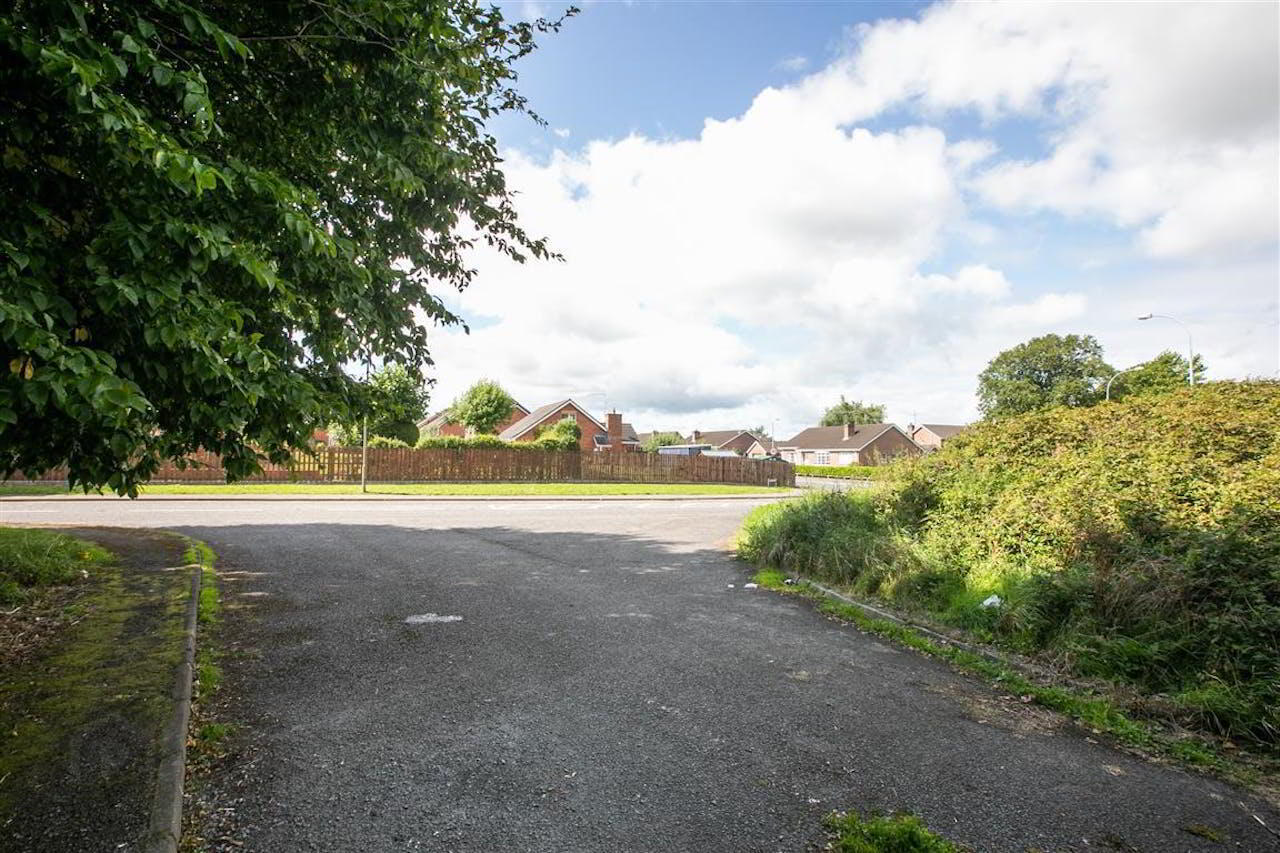 Former Pinebank Community Centre Site 3 of 12