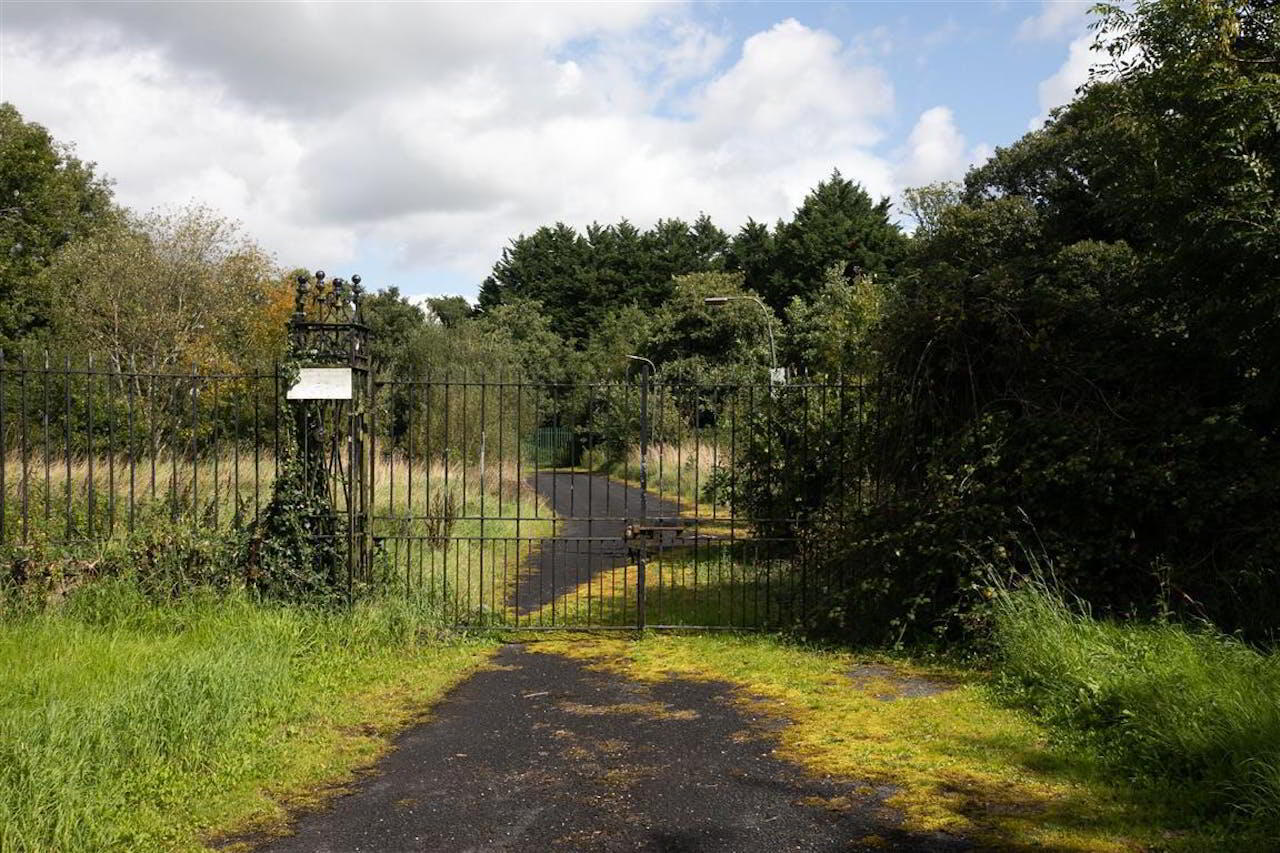 Former Pinebank Community Centre Site 5 of 12