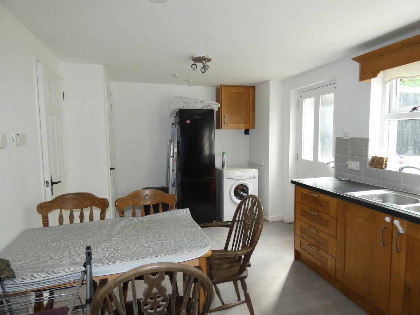 7 Braddan Place ( Mill Road ) 7 of 22