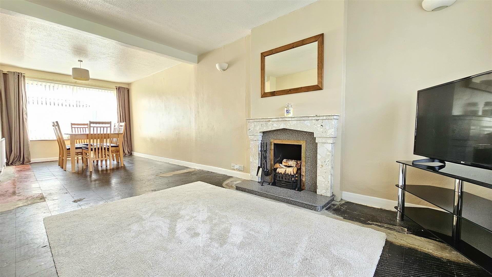 1 Knights Avenue 5 of 18
