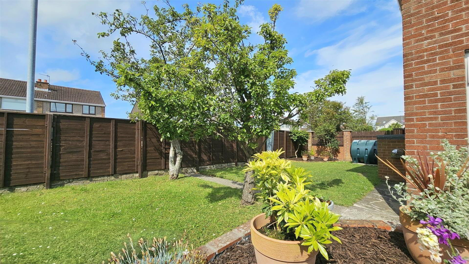 1 Knights Avenue 16 of 18