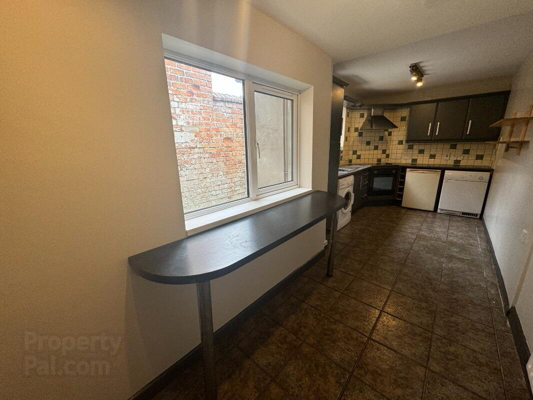 112 Dunluce Avenue 3 of 10