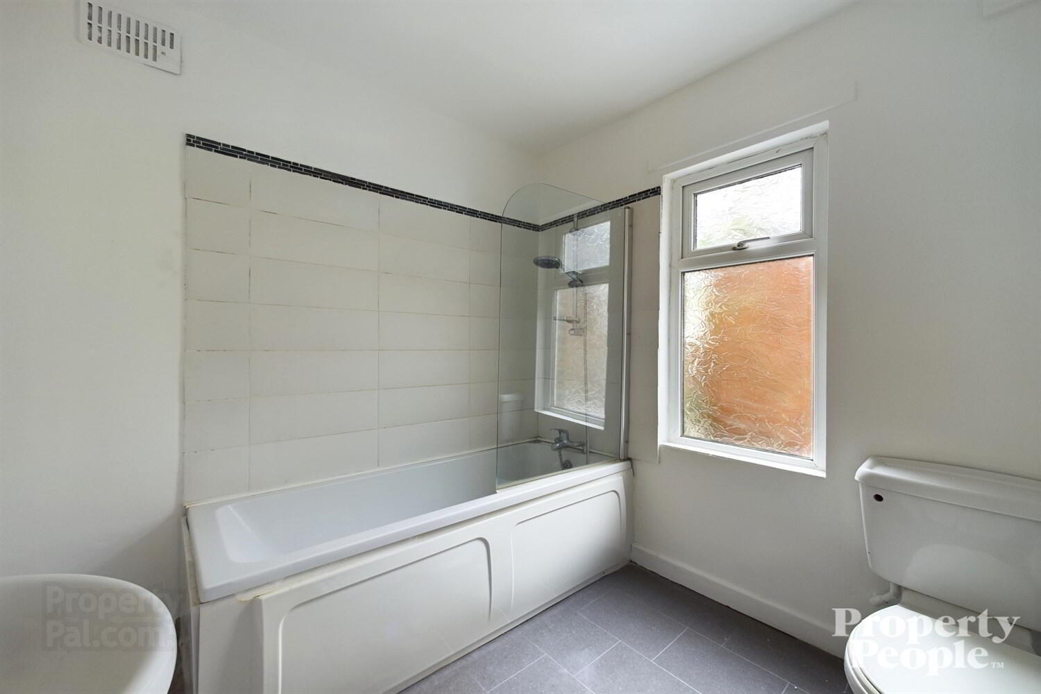 24 Manor Street 15 of 23