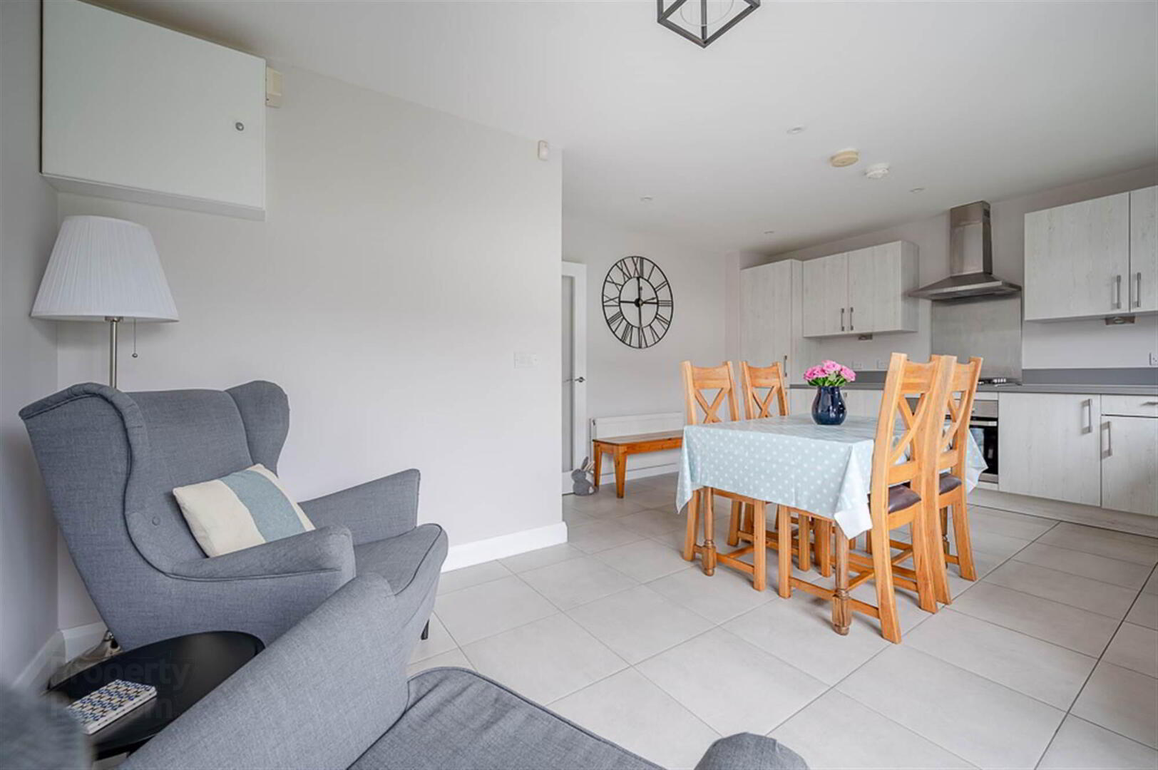 14 Wandsworth Court 12 of 24