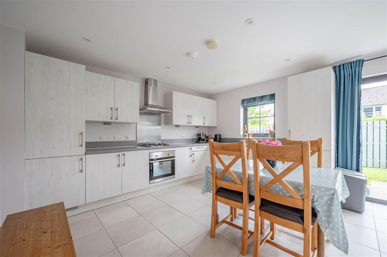 14 Wandsworth Court 9 of 24