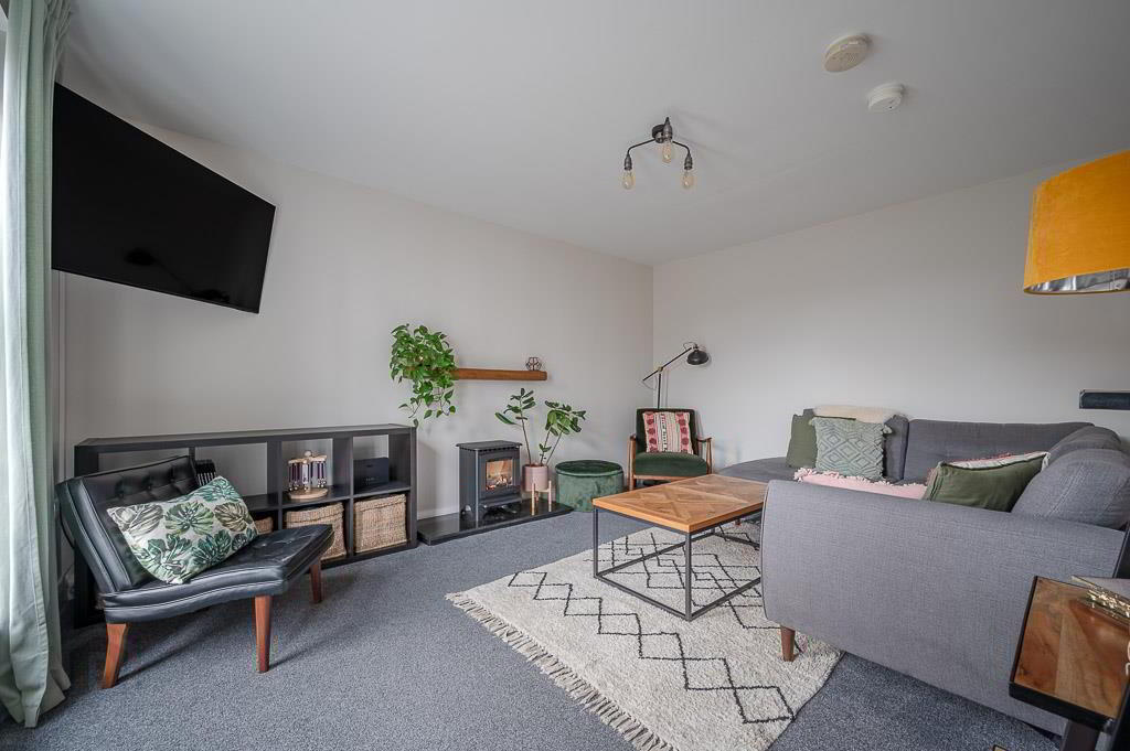 14 Wandsworth Court 6 of 24