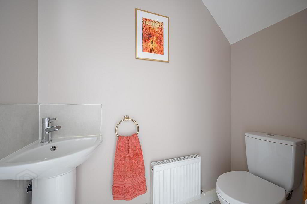 14 Wandsworth Court 13 of 24