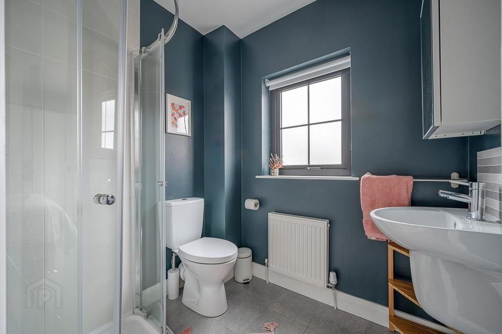 14 Wandsworth Court 17 of 24