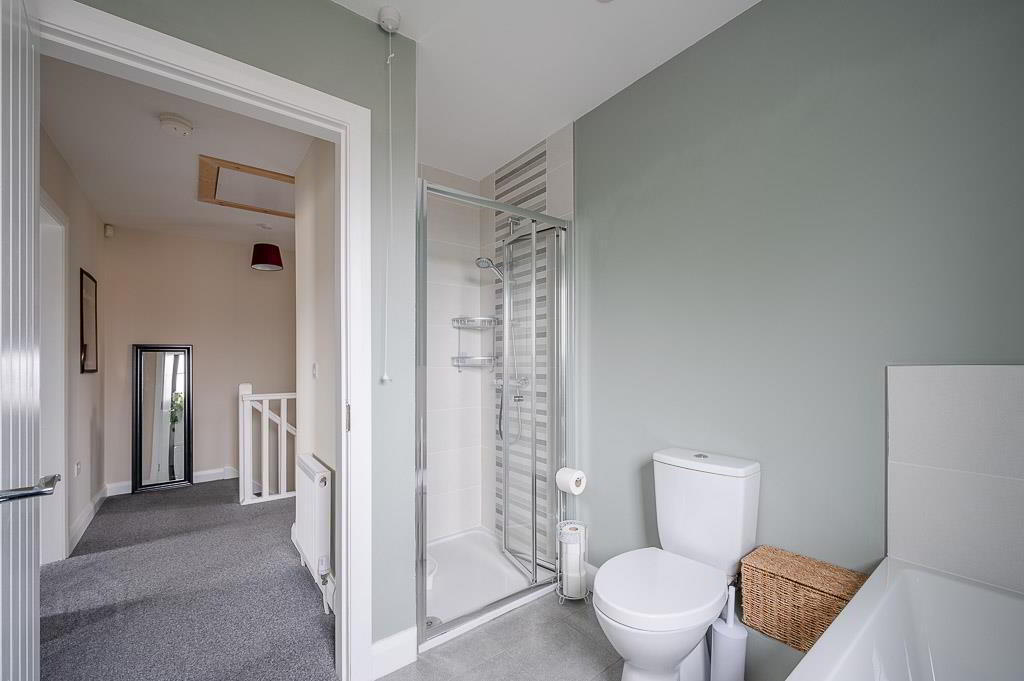14 Wandsworth Court 21 of 24