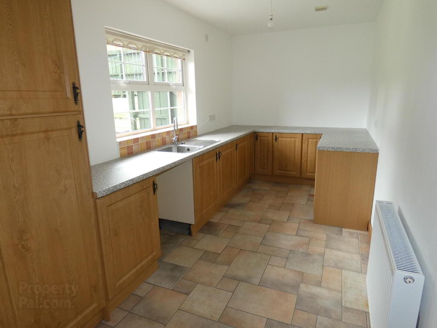 8 Beckett Avenue 22 of 39