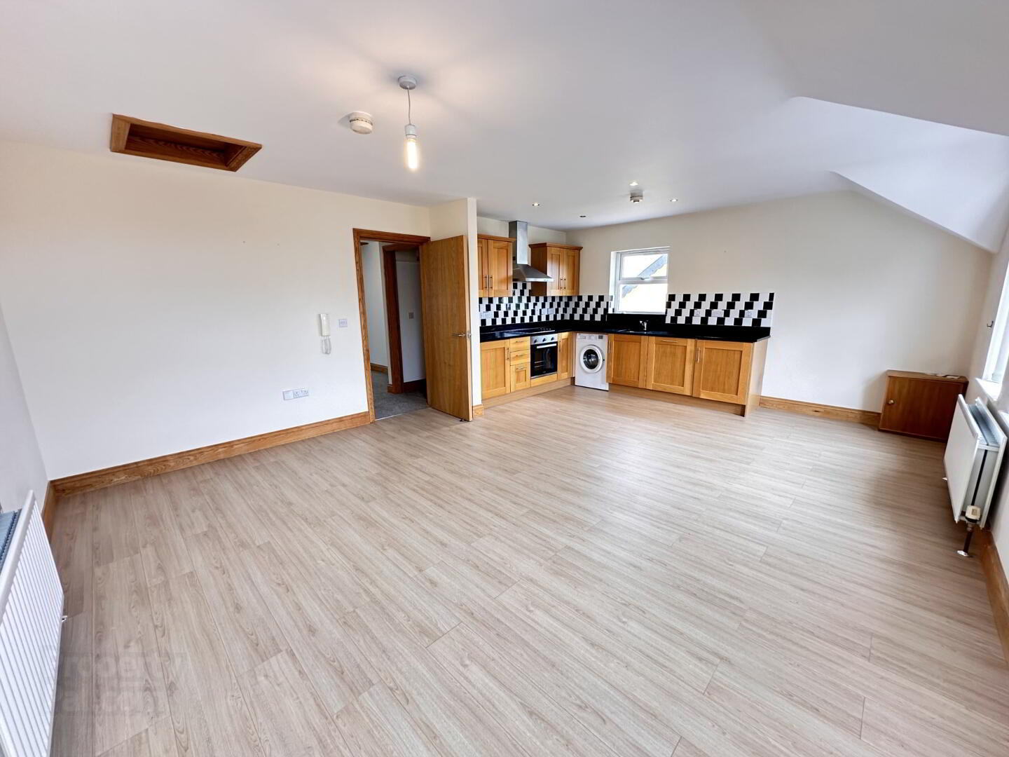 Unit 7, 1-3 Inver Avenue 10 of 21