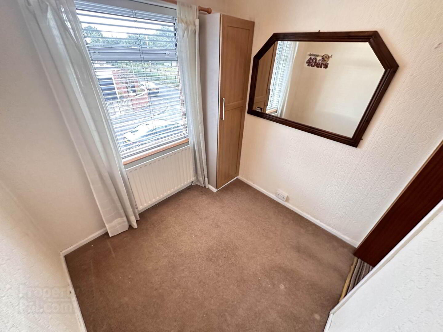 9 Stockmans Crescent 19 of 27