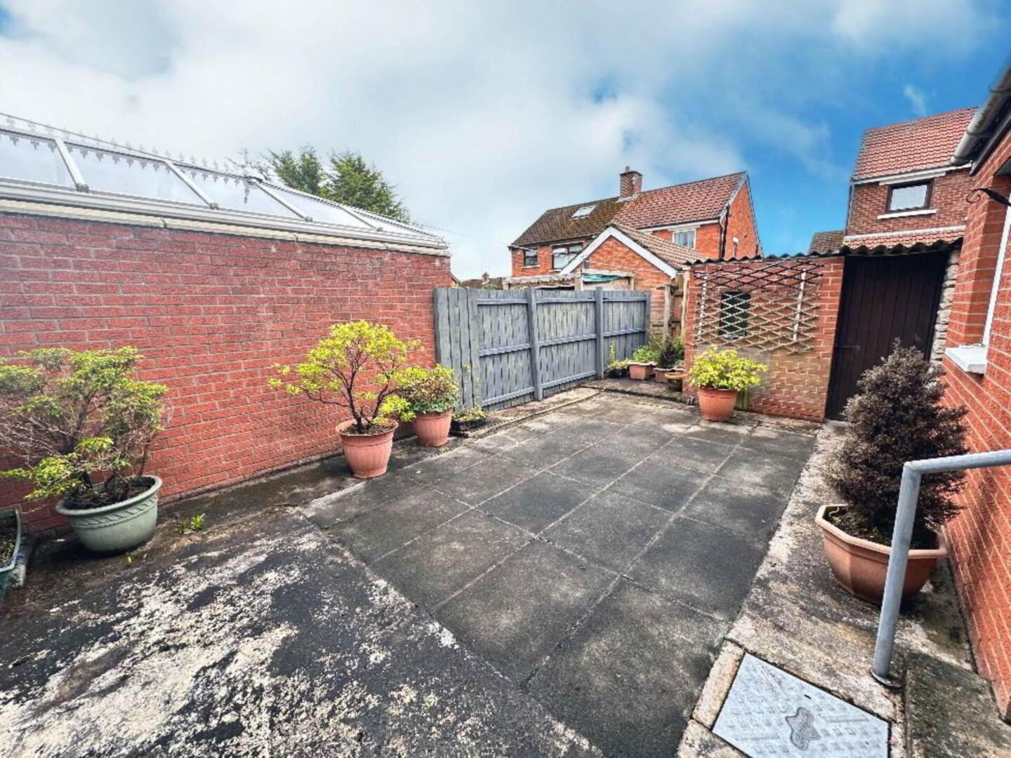 9 Stockmans Crescent 24 of 27