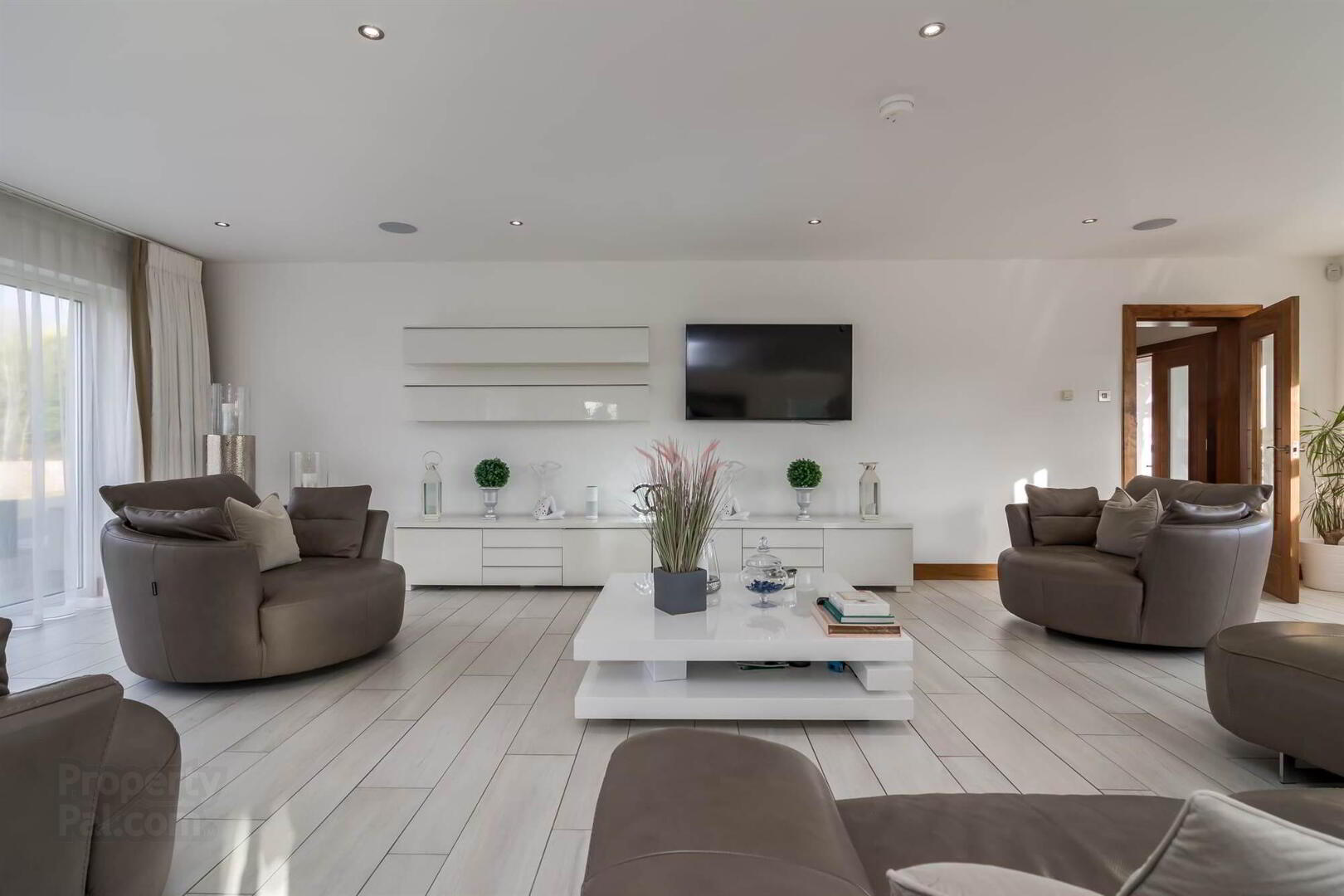 34 Ballysallagh Road 7 of 30