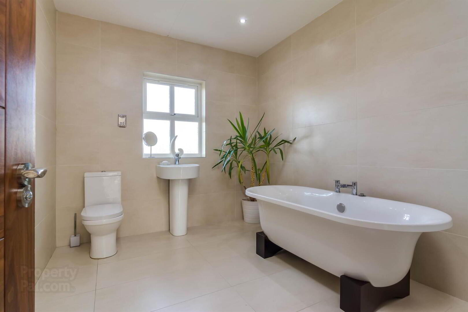 34 Ballysallagh Road 20 of 30