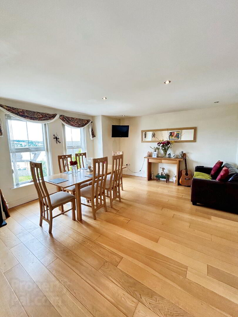 12 Oldbridge 4 of 12