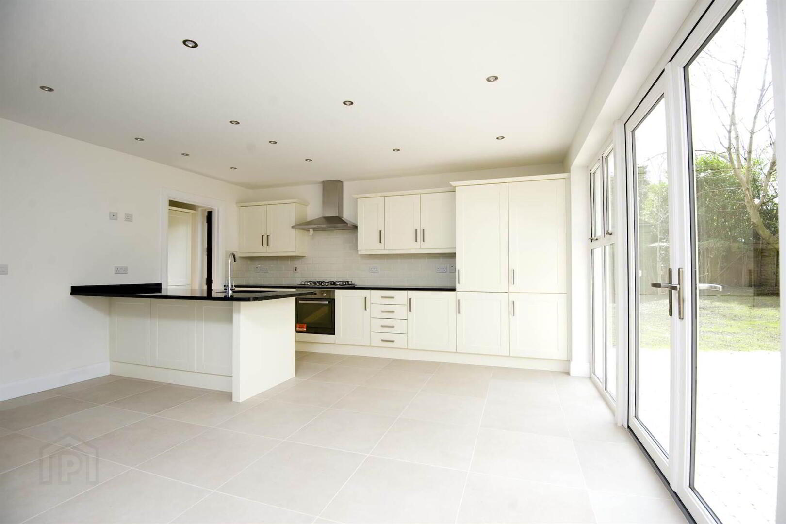 20a Eastleigh Drive 6 of 15