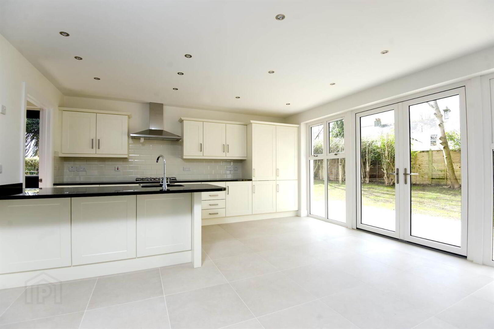 20a Eastleigh Drive 5 of 15