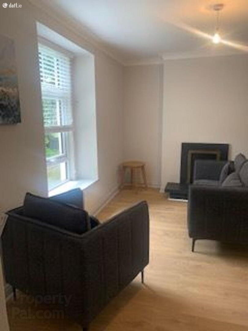 Apartment 4 Woodville Lodge 93 Belmont Avenue 5 of 17