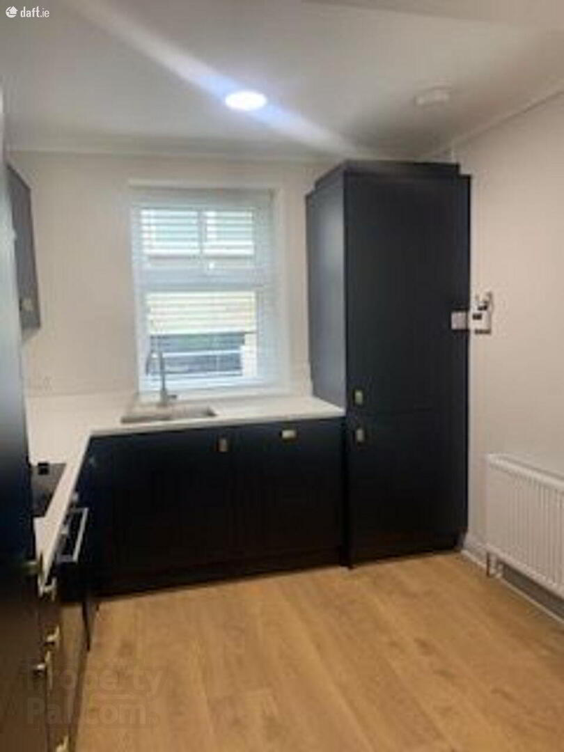 Apartment 4 Woodville Lodge 93 Belmont Avenue 8 of 17
