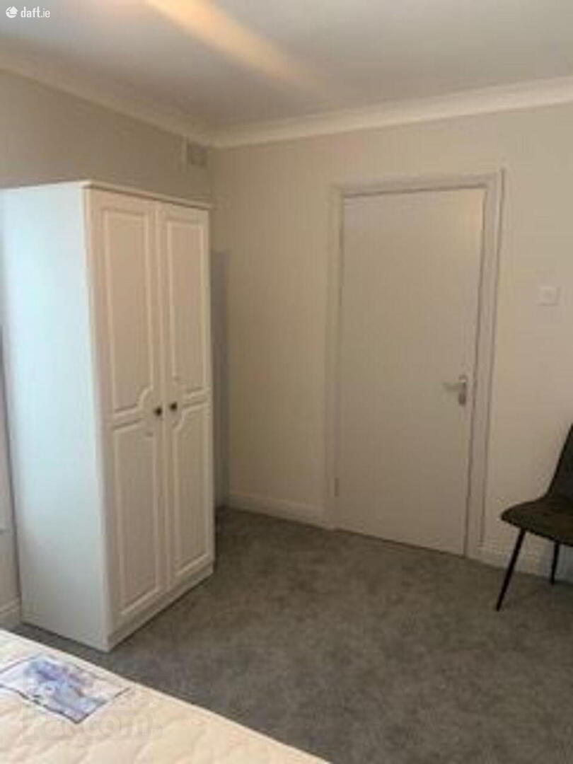 Apartment 4 Woodville Lodge 93 Belmont Avenue 12 of 17