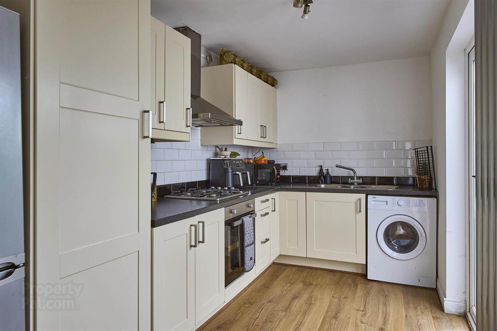 89 Killowen Street 9 of 16
