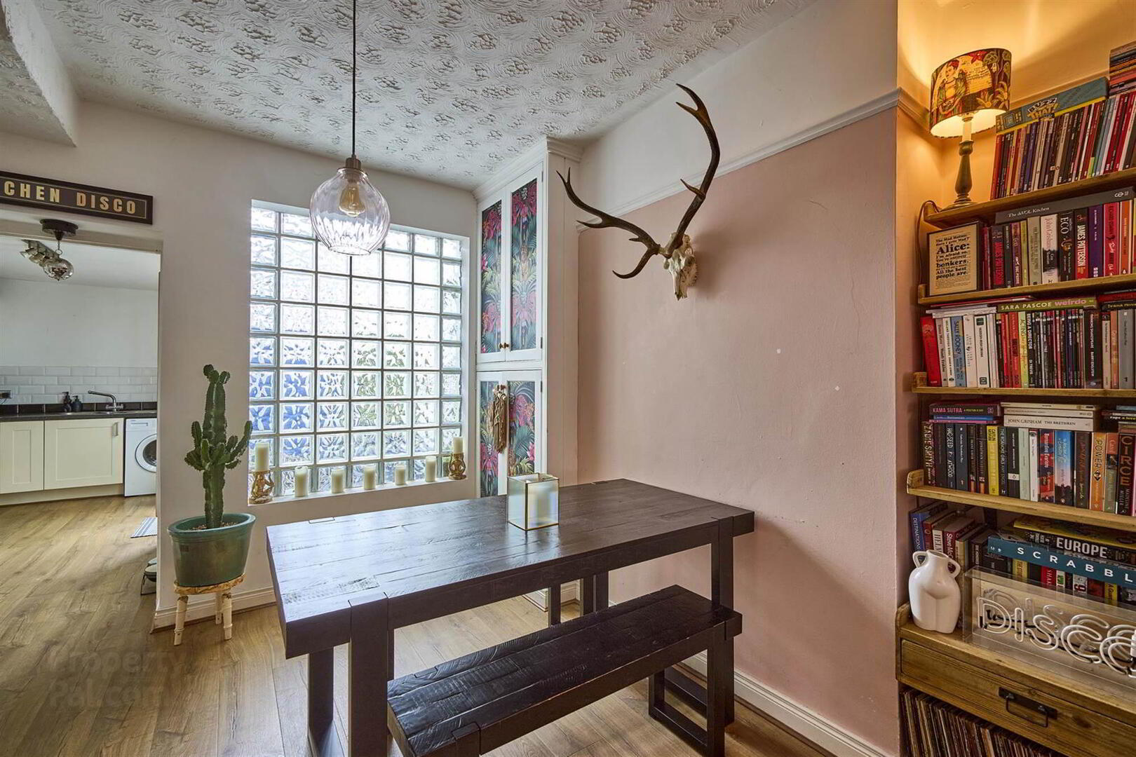 89 Killowen Street 8 of 16